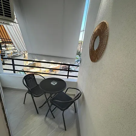Apartment Omar Golem (Tirana)